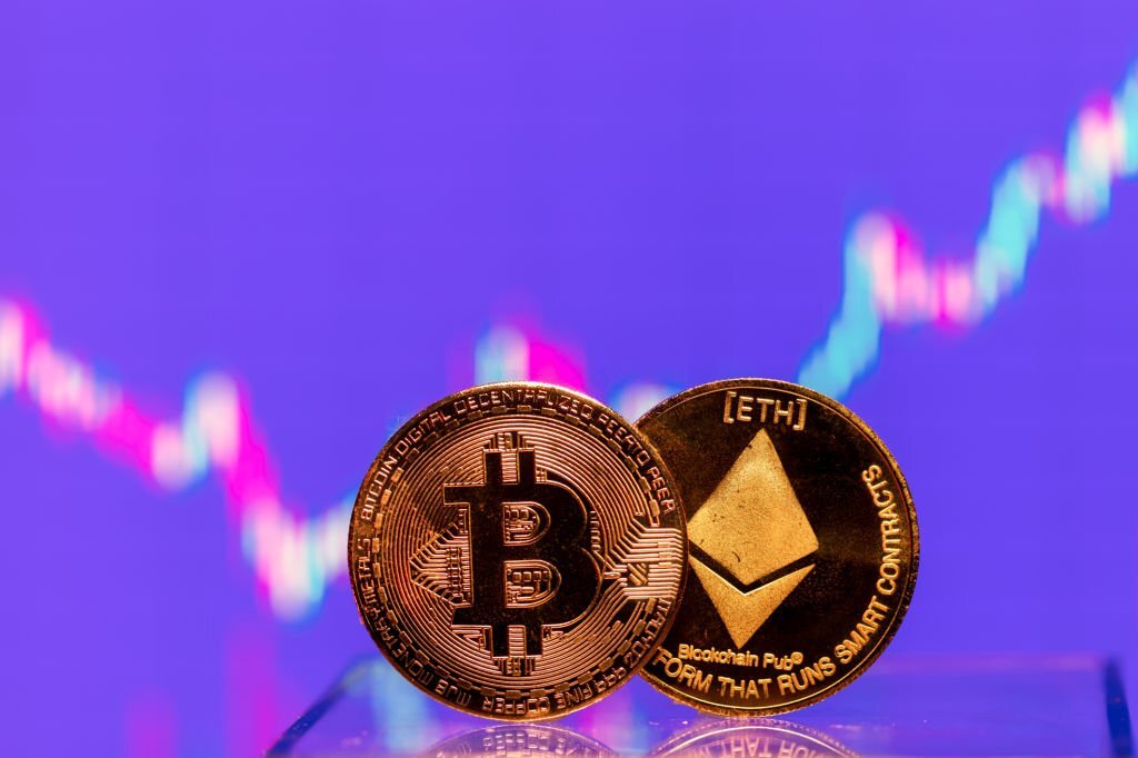 El precio de Bitcoin y Ethereum se ven sacudidos por la inflación, la crisis bancaria y casos de fraude contra principales exchanges