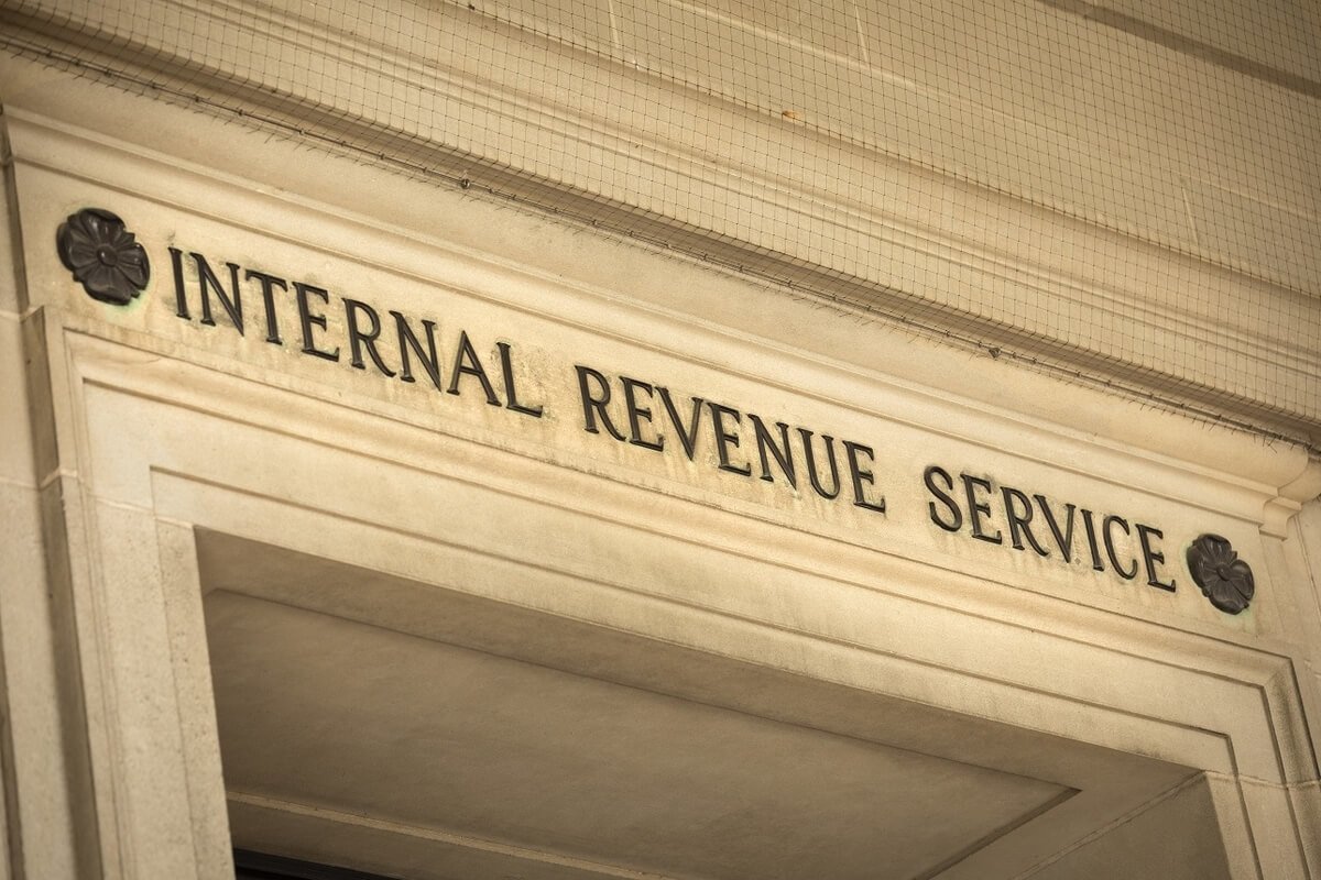 IRS Trains Ukraine to Track Russian Cryptocurrency Activity – Here's What You Need to Know