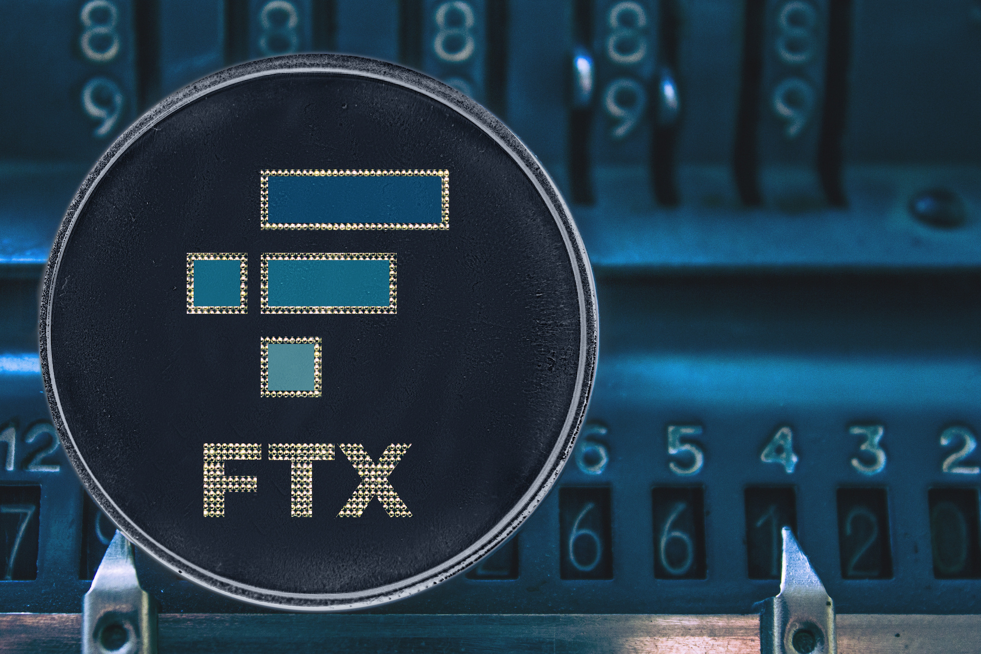 Crypto Influencer Loomdart Pitches FTX 2.0 as the Path Forward for FTX Creditors
