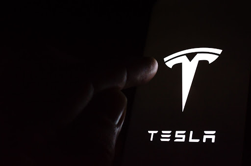 Stakeholder Who Made $10M From Tesla Shares Buys Tradecurve Tokens