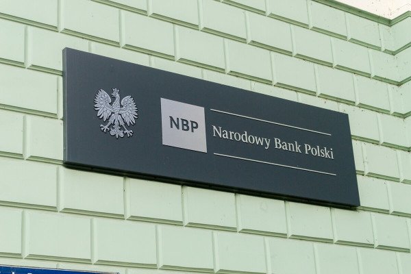 Bancos Poloneses Planejam CBDC, Projetos com Criptoativos