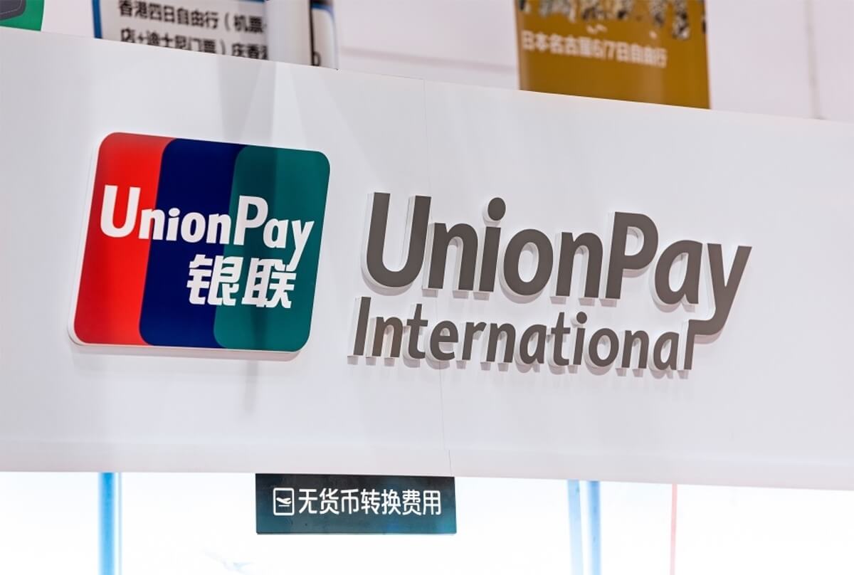 Russian Banks Look to China’s UnionPay after Visa, Mastercard Freezout