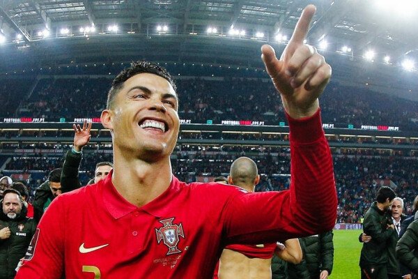 Cristiano Ronaldo lanciert NFT-Kollektion mit Kryptobörse Binance